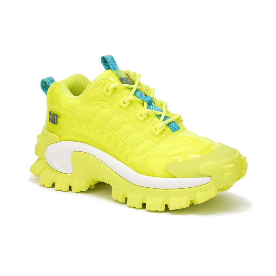 indringer ontsteek sneaker